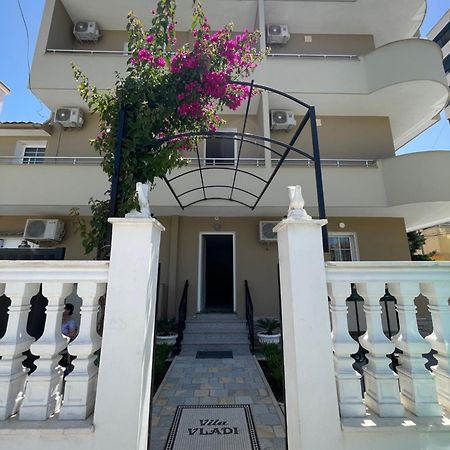 Vila Vladi Durrës Exterior foto